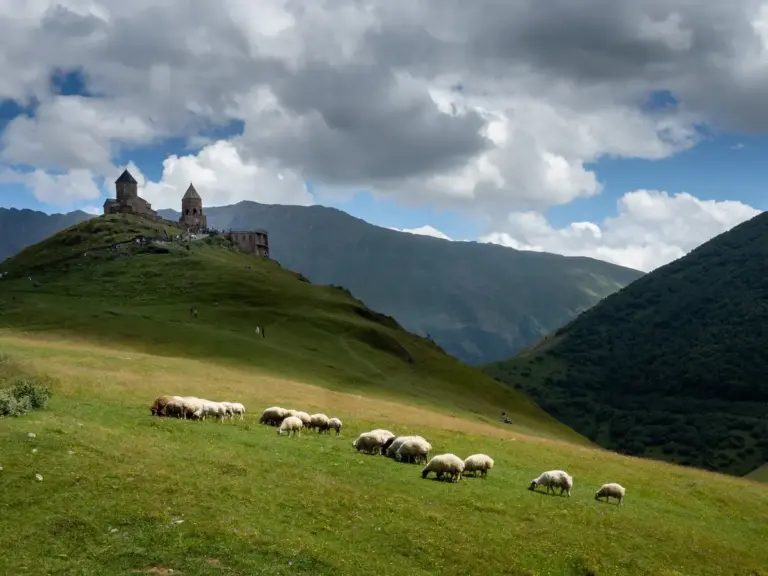 Tbilisi to Kazbegi: 4 Ways to Go (and What They Cost)